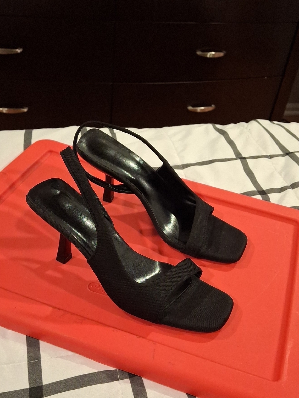 Black Slingback Heeled Sandals . Size 37 (6.5-7)